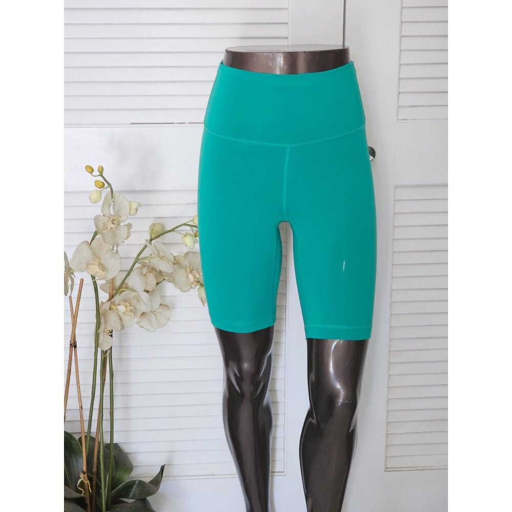 Lululemon Women's Green High-Rise Align Shorts Size 4 2089